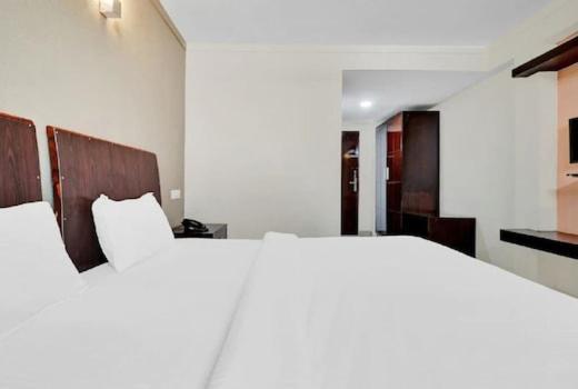 Aec Residency Hotel Alappuzha Exterior foto